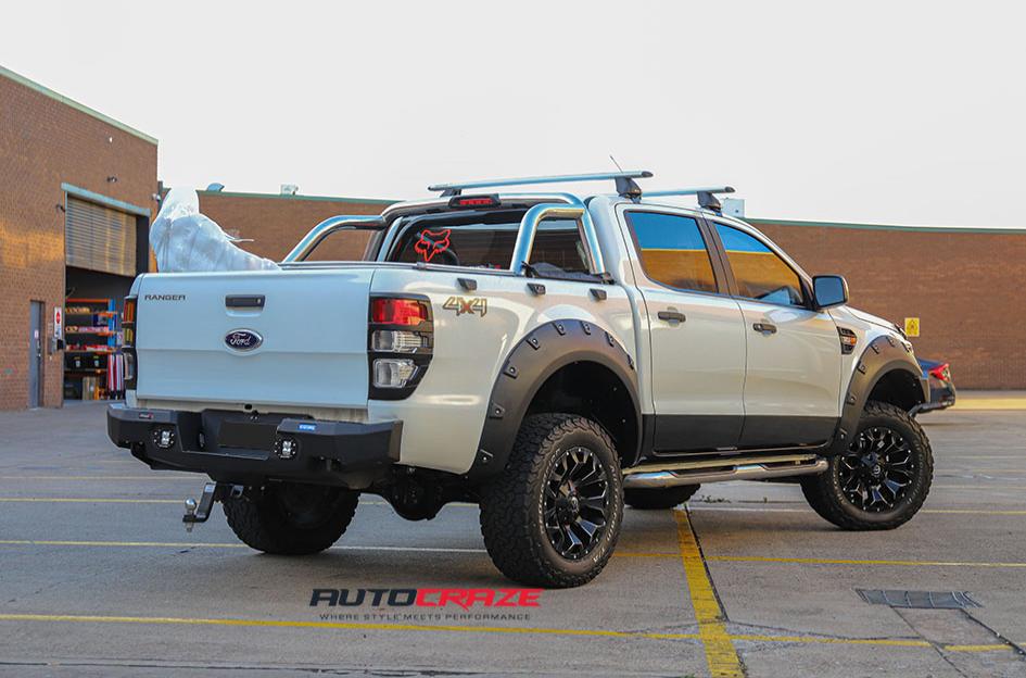 FORD RANGER ASSAULT GLOSS BLACK MILLED ACCENTS